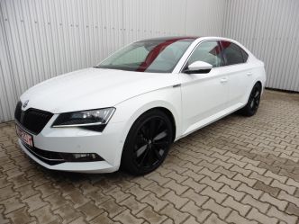 Škoda Superb III 1.4 TSi Sportline Navi 